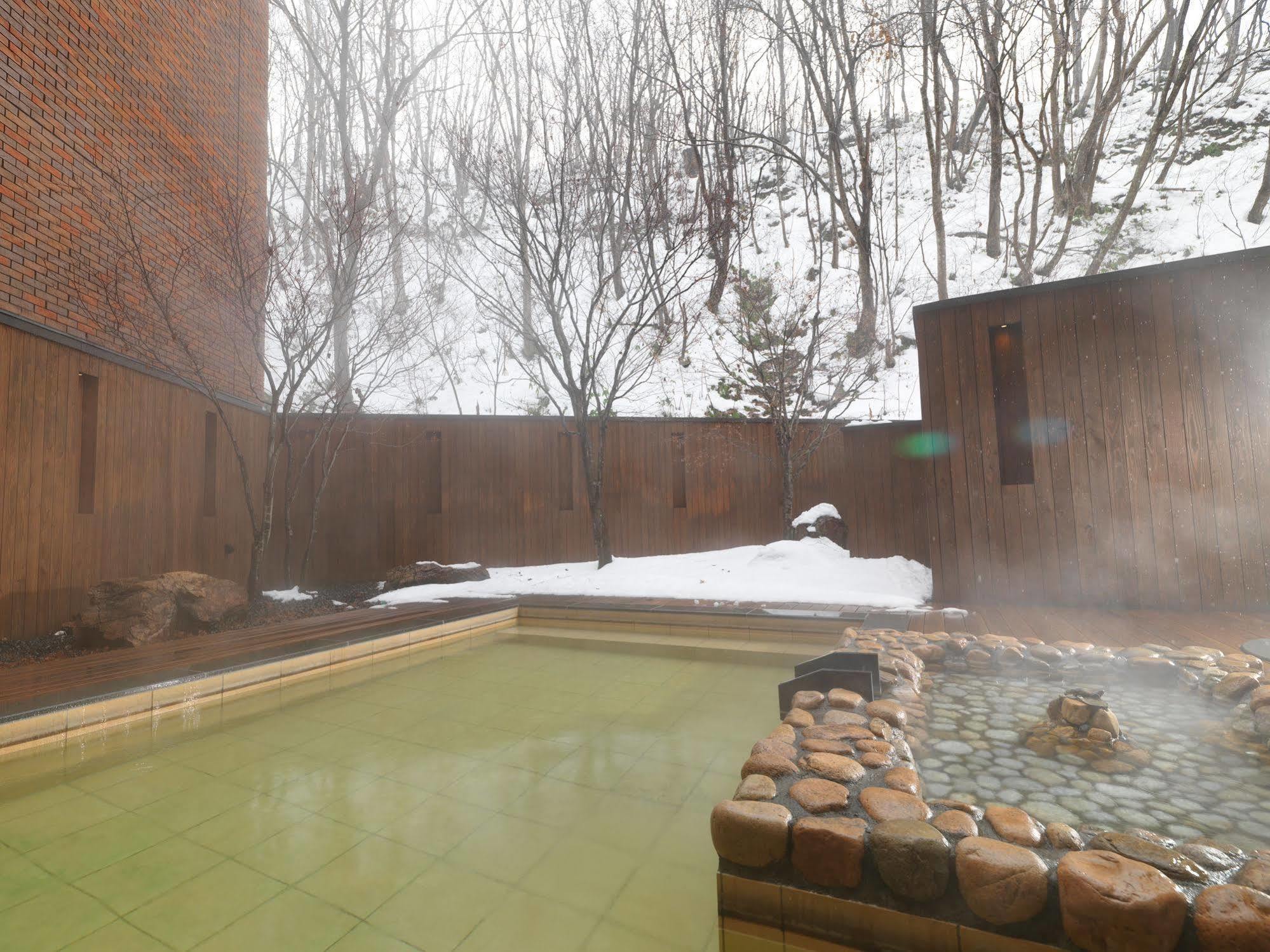 Niseko Konbu Onsen Tsuruga Moku-No-Sho Hotel Exterior foto