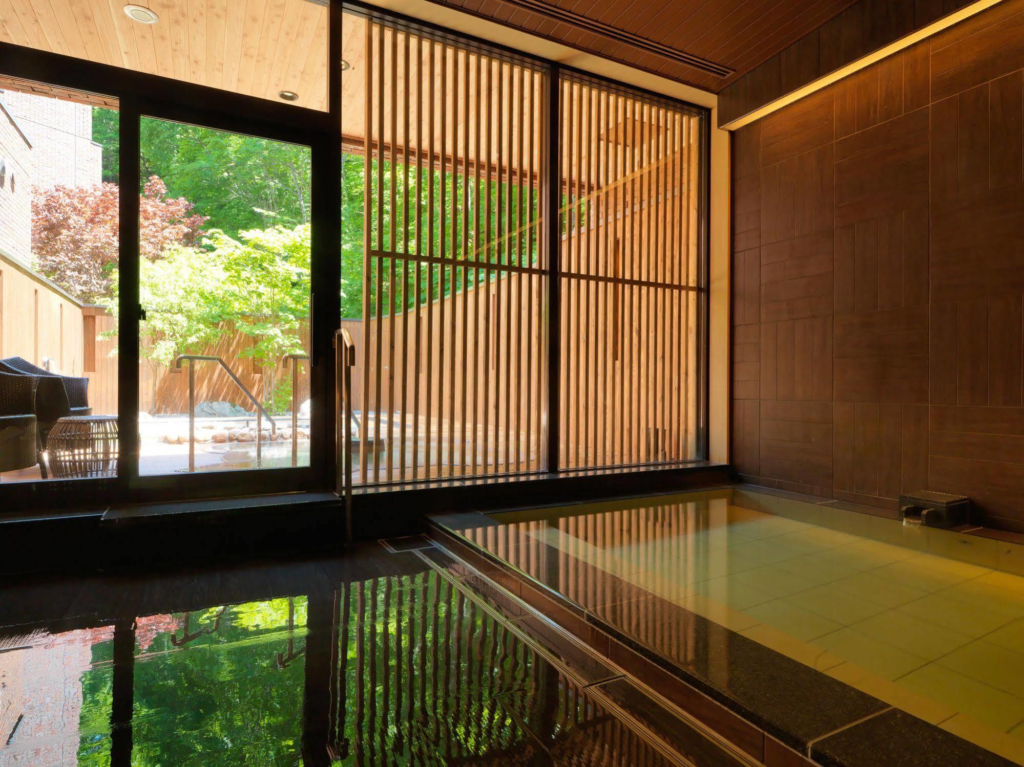 Niseko Konbu Onsen Tsuruga Moku-No-Sho Hotel Exterior foto